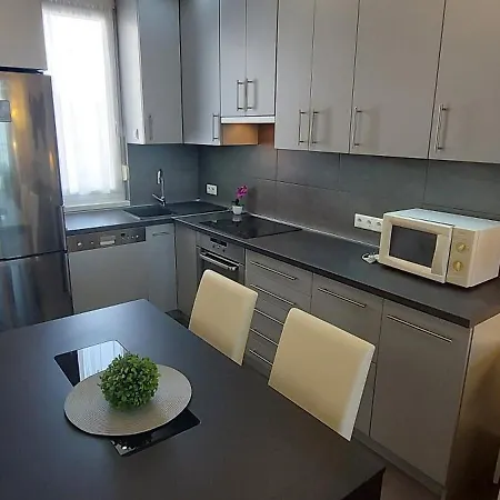 Viktória Gold 2. Apartamento Siófok